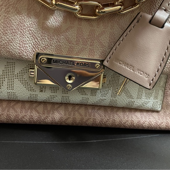 Michael Kors Cece Medium Shoulder Bag - Picture 12 of 15